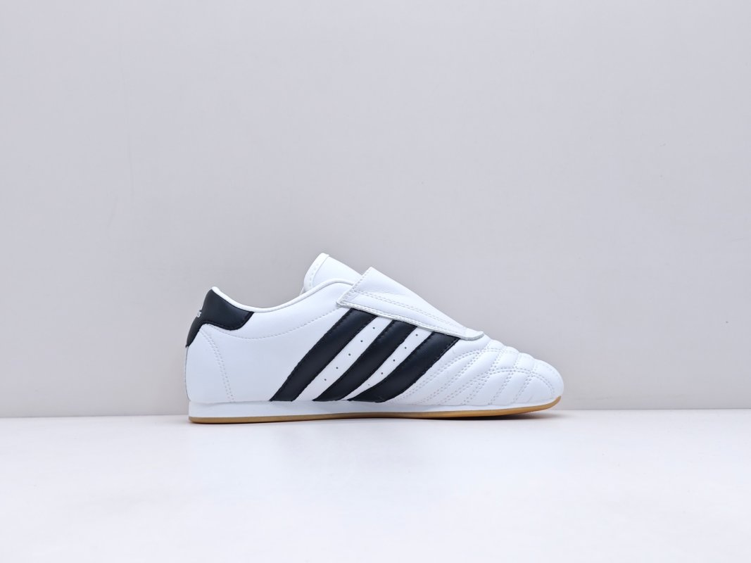 Adidas Originals Taekwondo Low 'White / Black' view