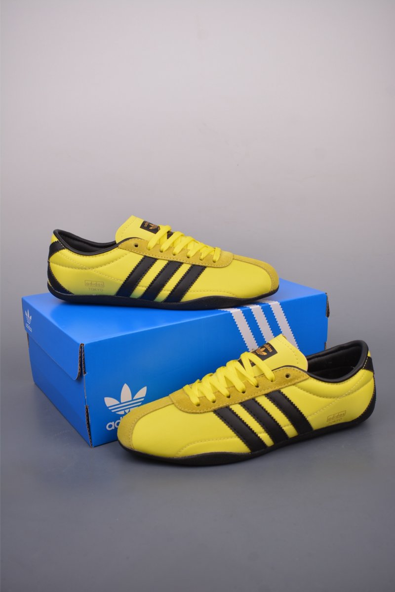 Adidas Originals Tokyo T RB view