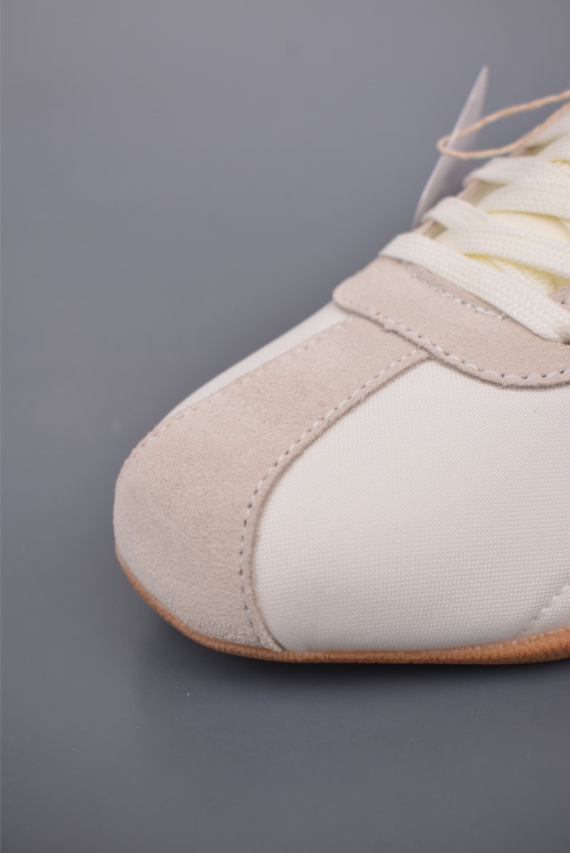 Adidas Originals Tokyo T RB view