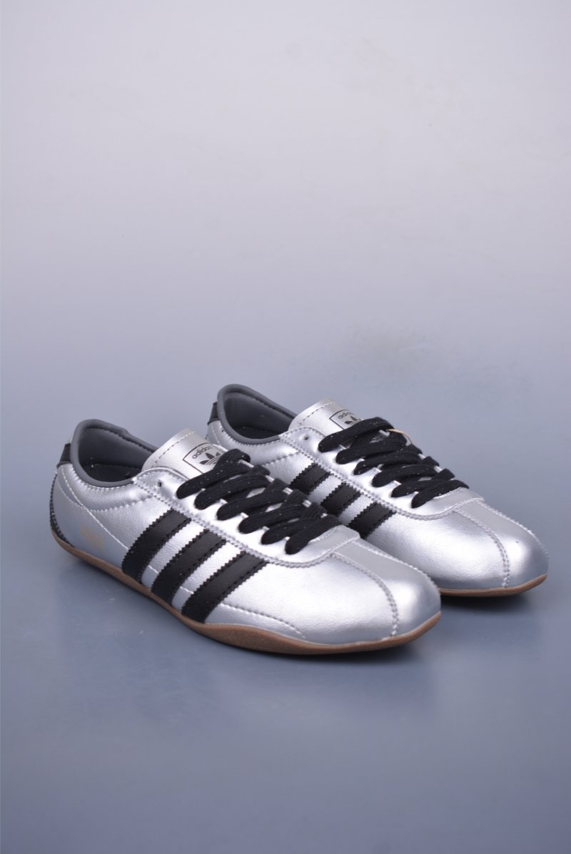 Adidas Originals Tokyo T RB