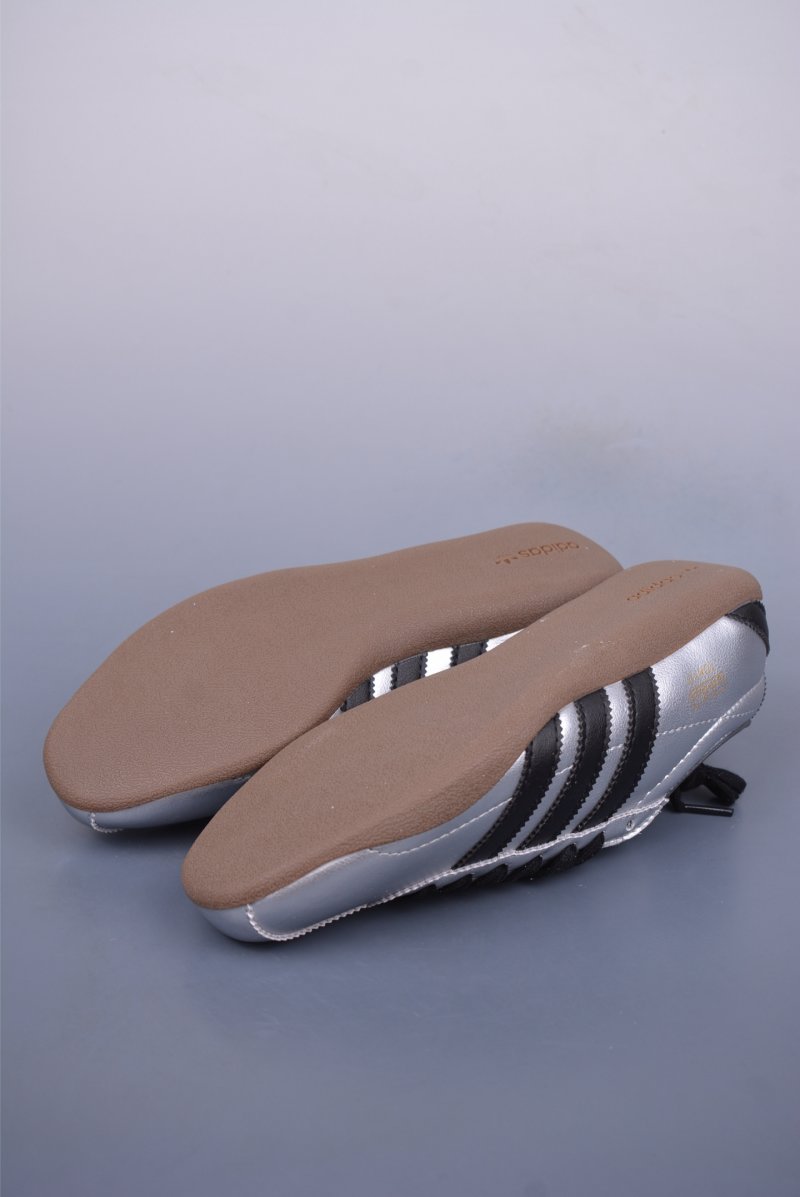 Adidas Originals Tokyo T RB view