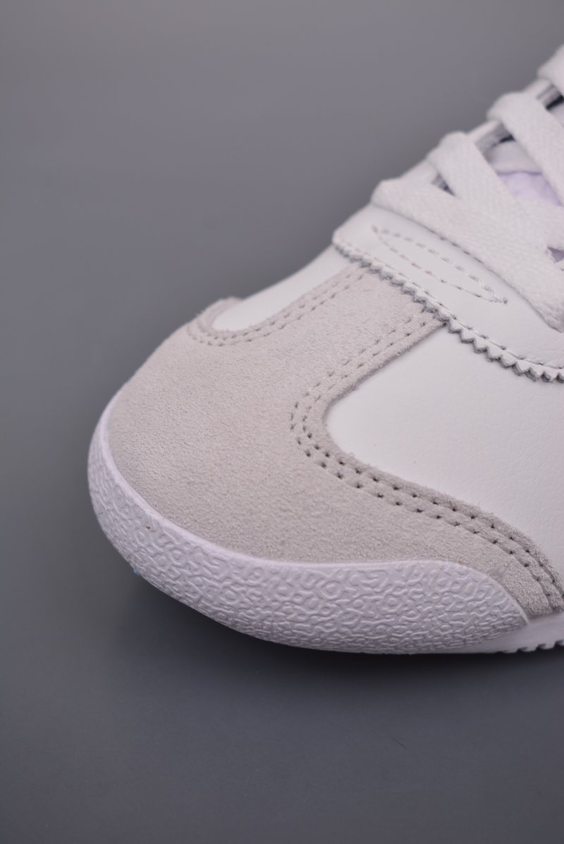 Adidas Rom view