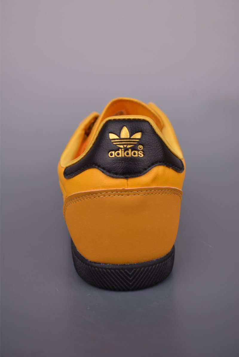 Adidas T Japan W view