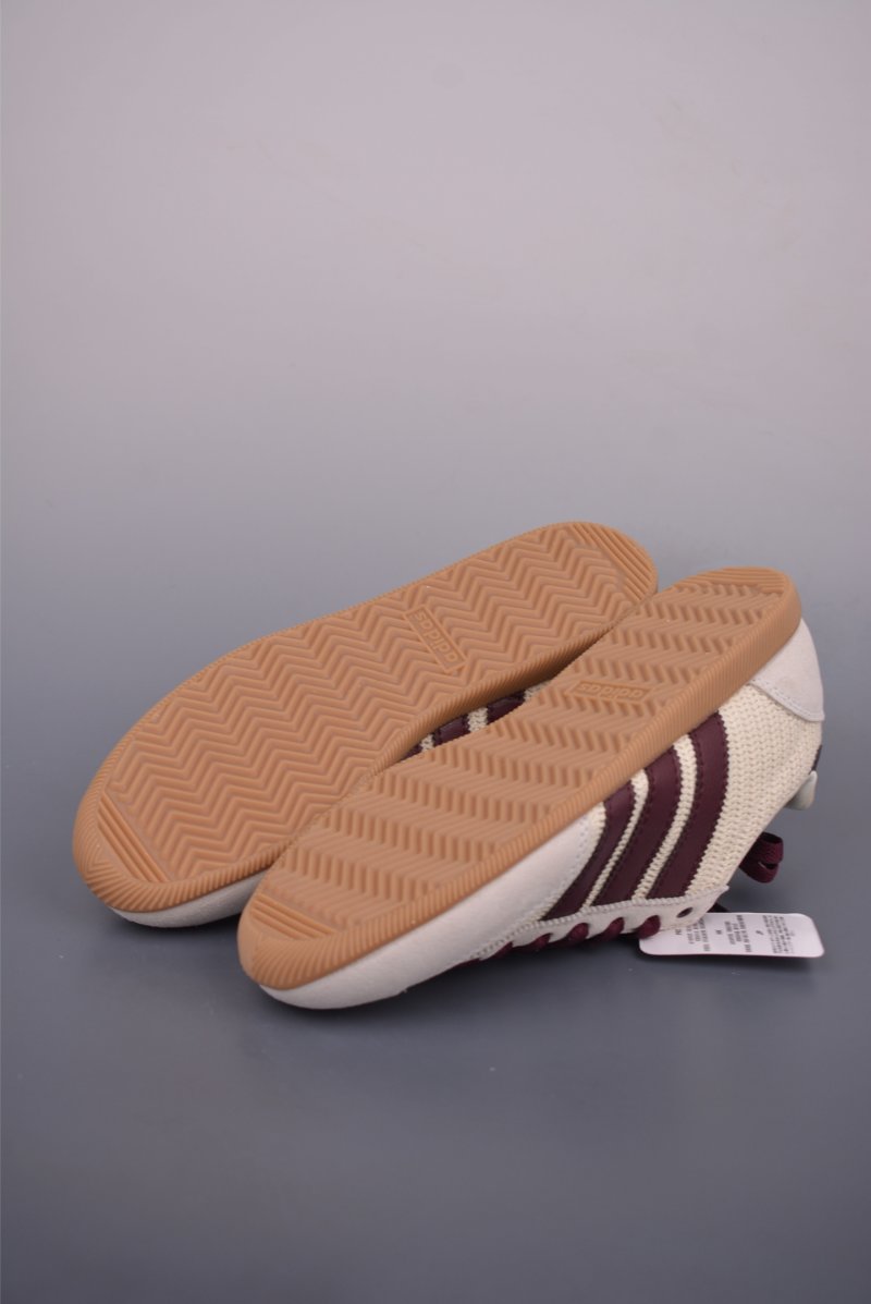 Adidas T Japan W view