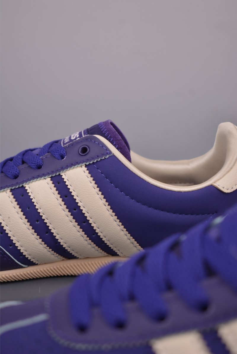 Adidas T Japan W view