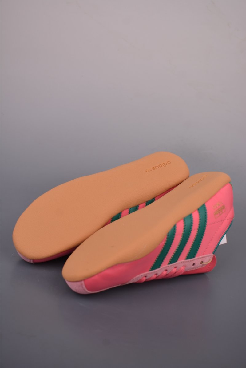 Adidas Tokyo W T RB view