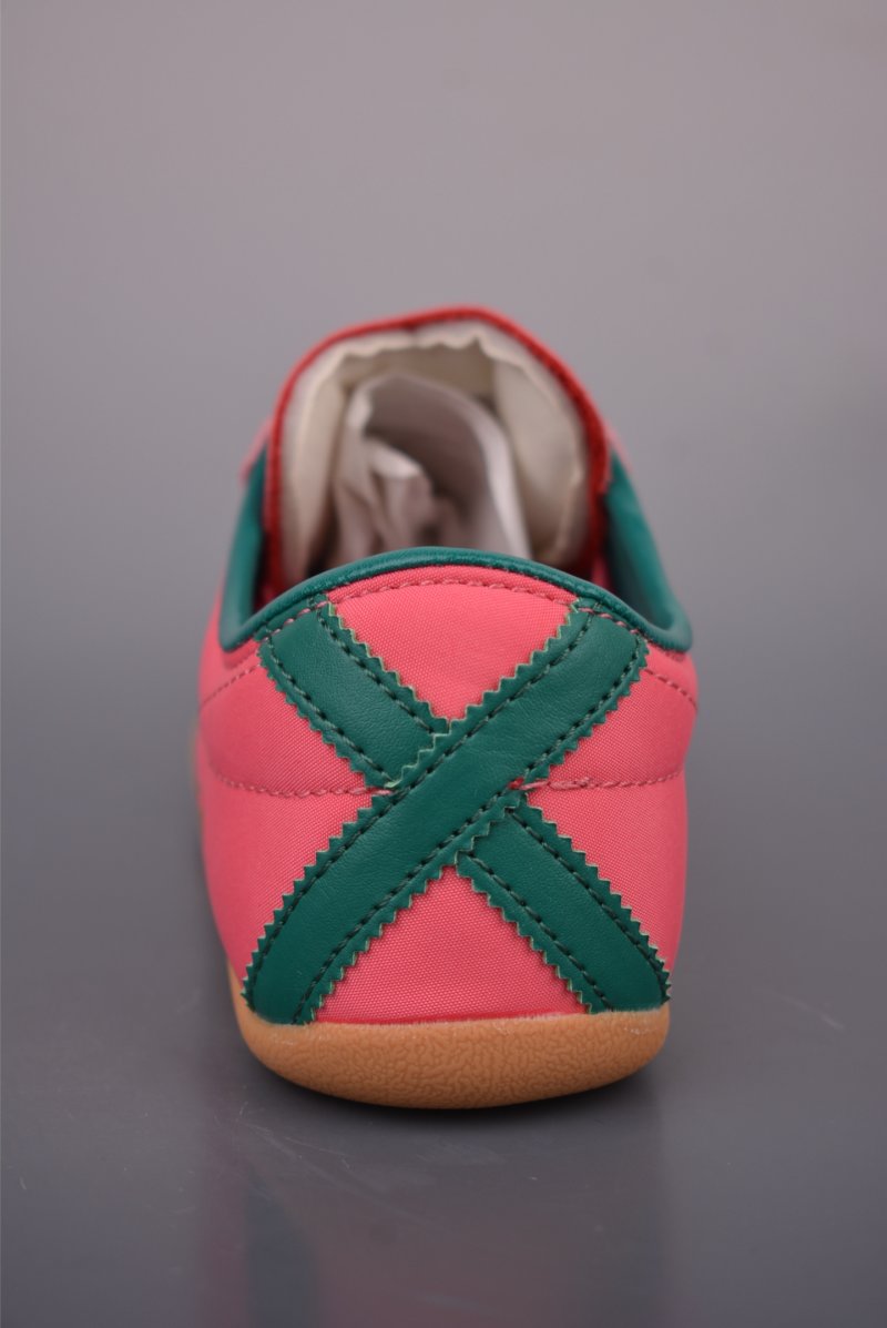 Adidas Tokyo W T RB view