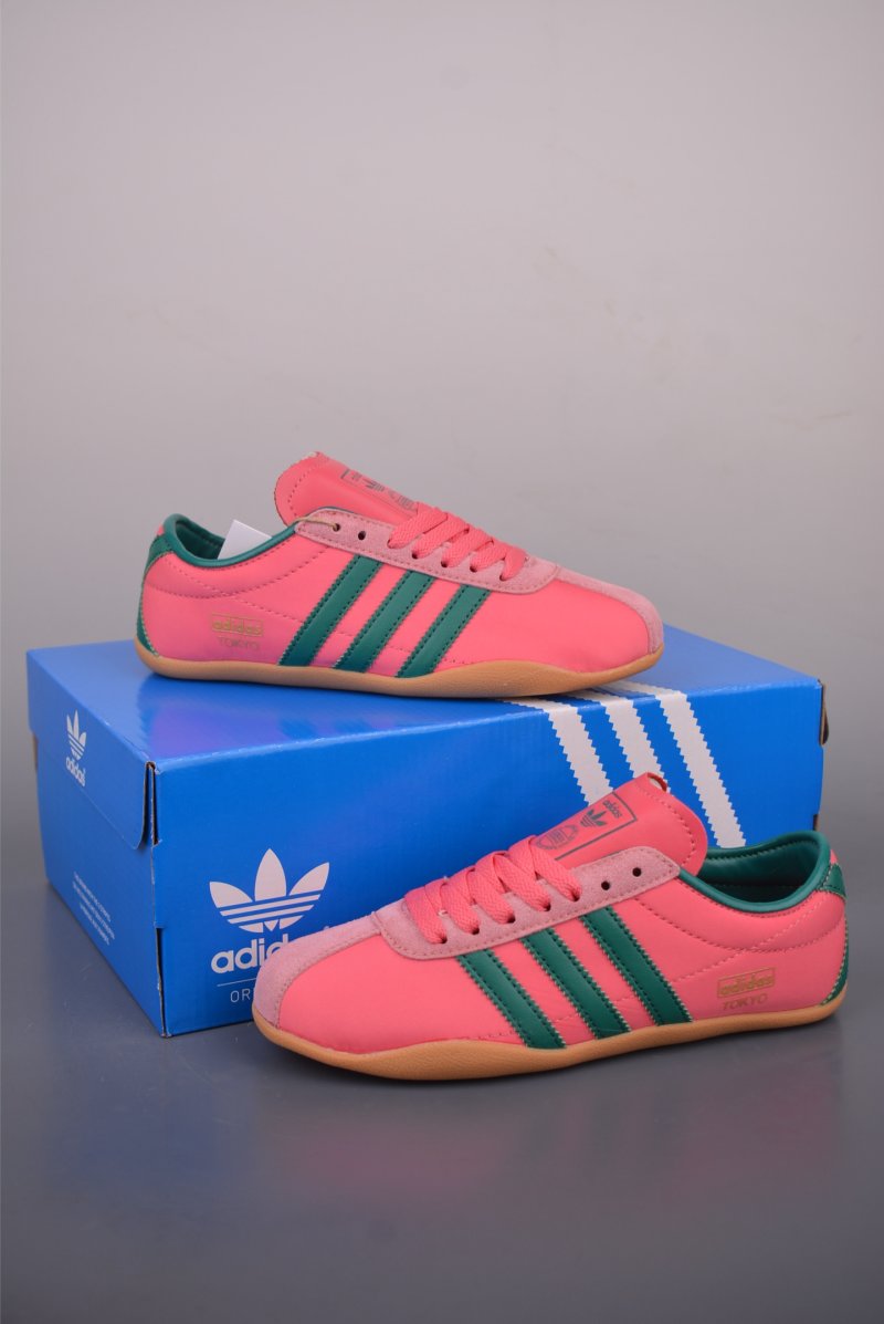 Adidas Tokyo W T RB view