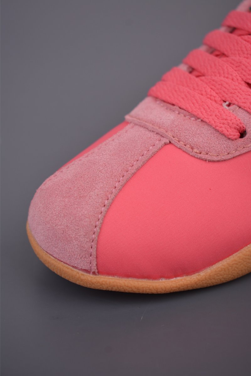 Adidas Tokyo W T RB view