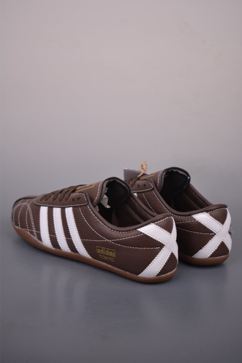 Adidas Tokyo W view