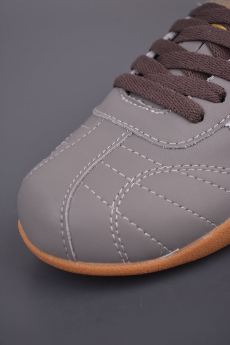 Adidas Tokyo W view