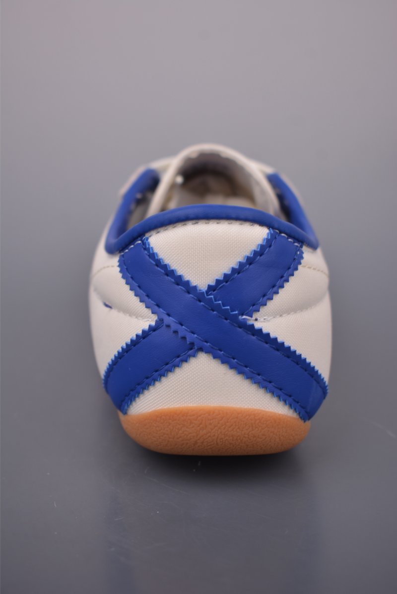 Adidas Tokyo W view