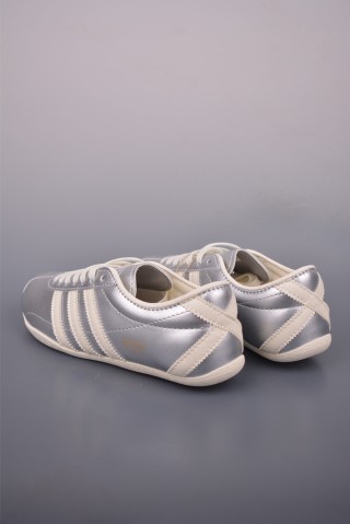 Adidas Tokyo W view 2