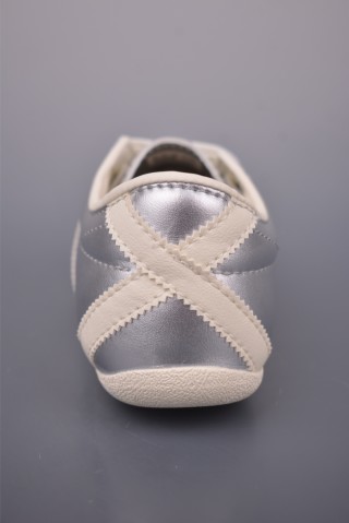 Adidas Tokyo W view 4