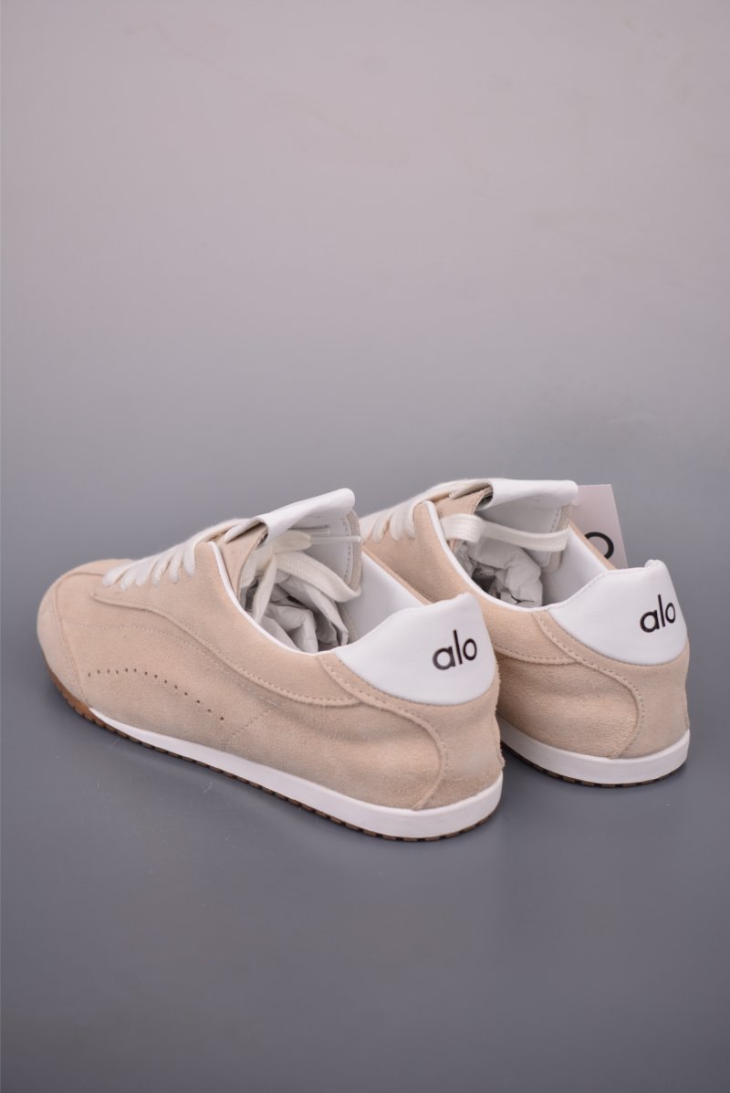 Alo Sunset Sneaker view