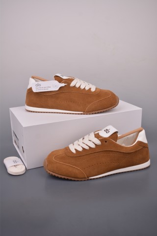 Alo Sunset Sneaker view 5