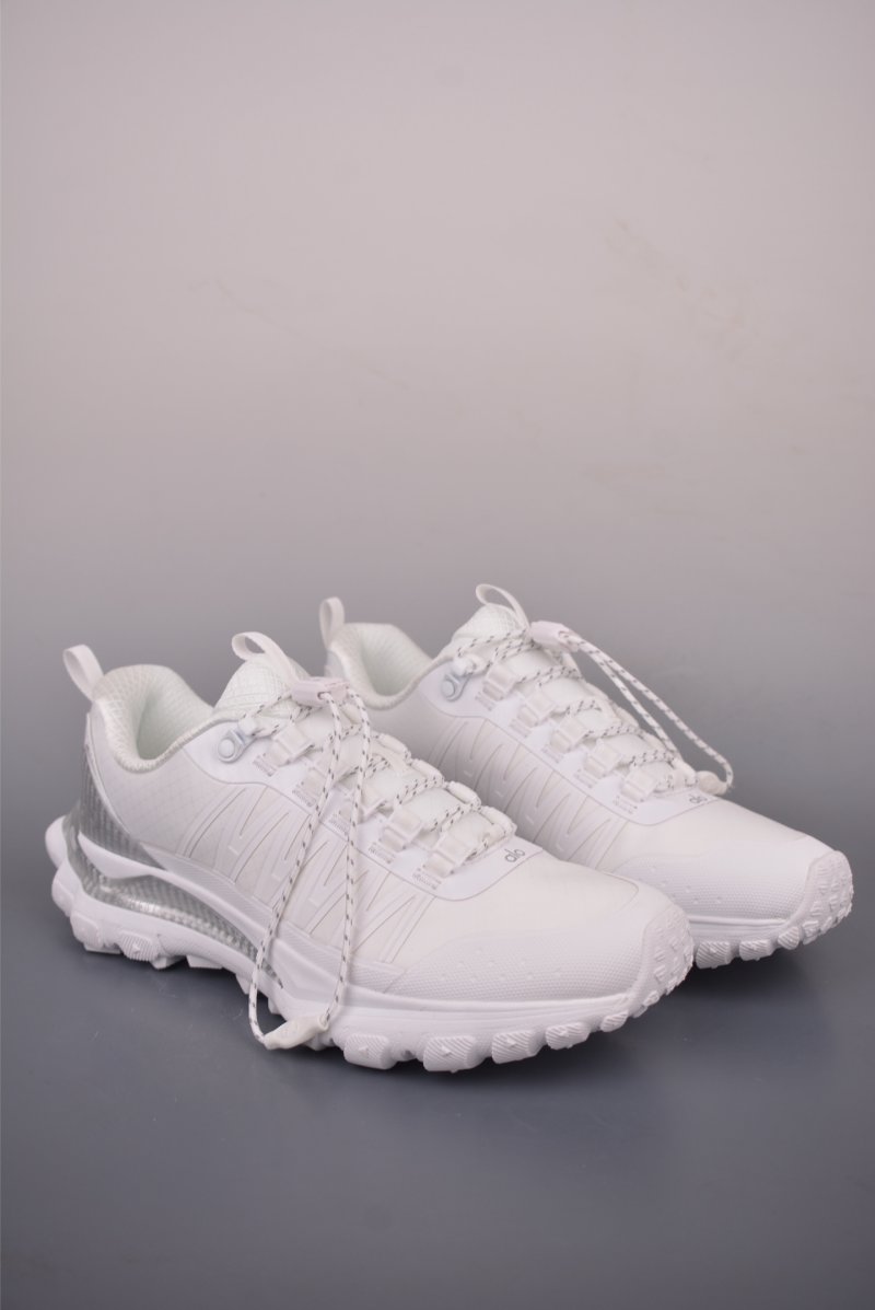 Alo Yoga Runner Trail