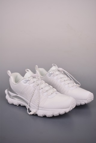 Alo Yoga Runner Trail
