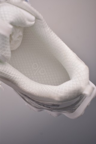 Alo Yoga Runner Trail view 9