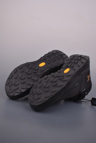 Arc'teryx Arc'Kopec GTX Mid 'Yellow / Gold' view 3