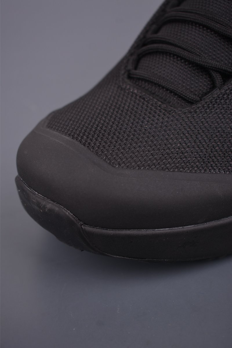 Arc'teryx Arc'Kopec GTX Mid 'Yellow / Gold' view