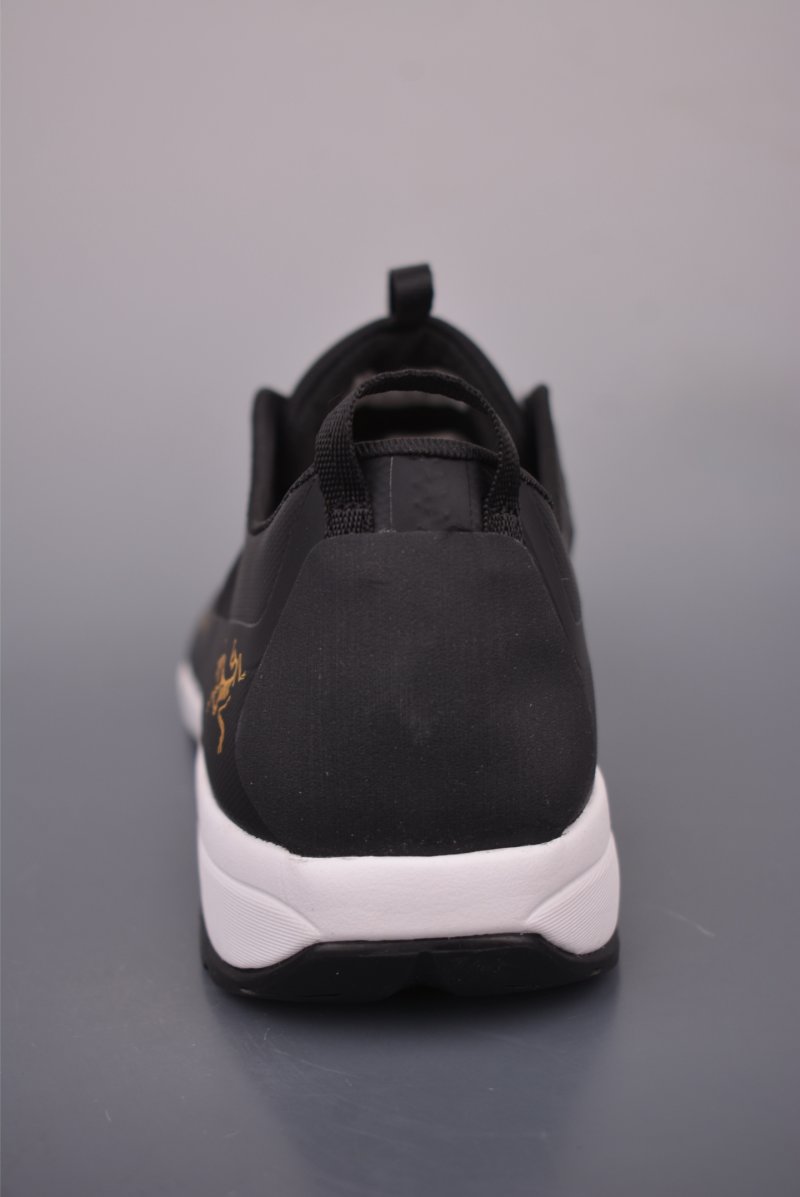 Arc'teryx Konseal LT view