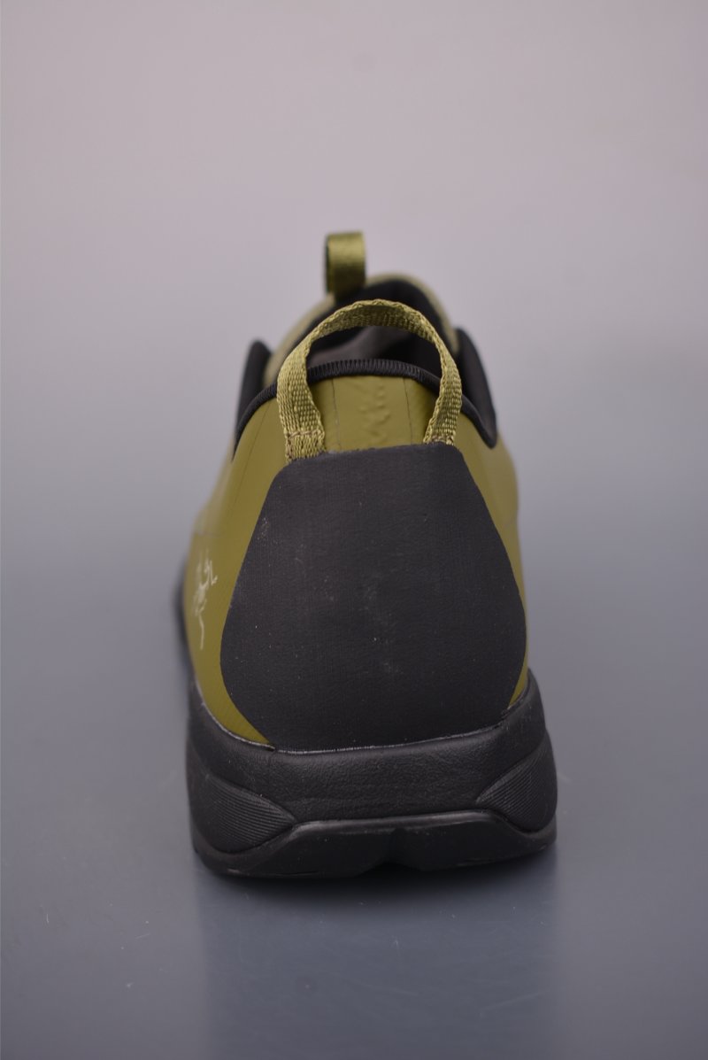 Arc'teryx Konseal LT view