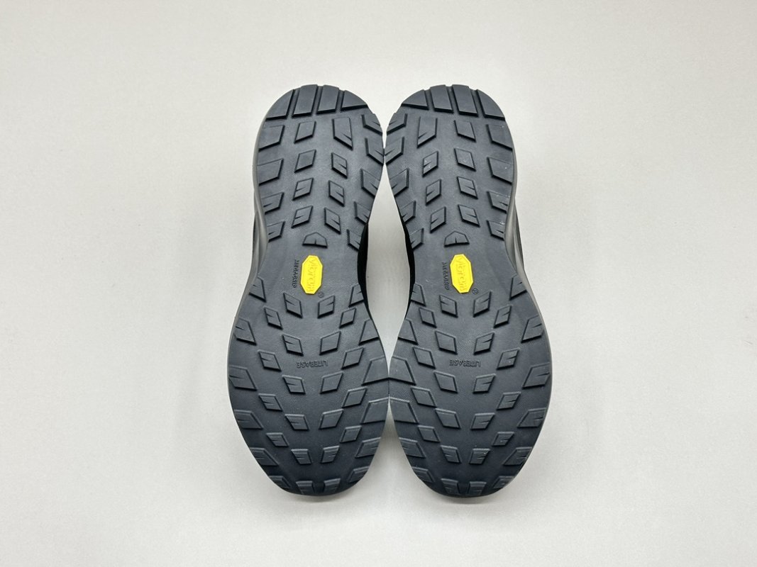 Arc'teryx Norvan LD 3 Gore-Tex 'Yellow / Gold' view