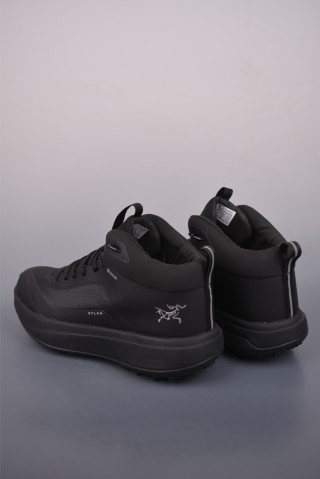 Arc'teryx Sylan GTX Mid 'Yellow / Gold' view 2