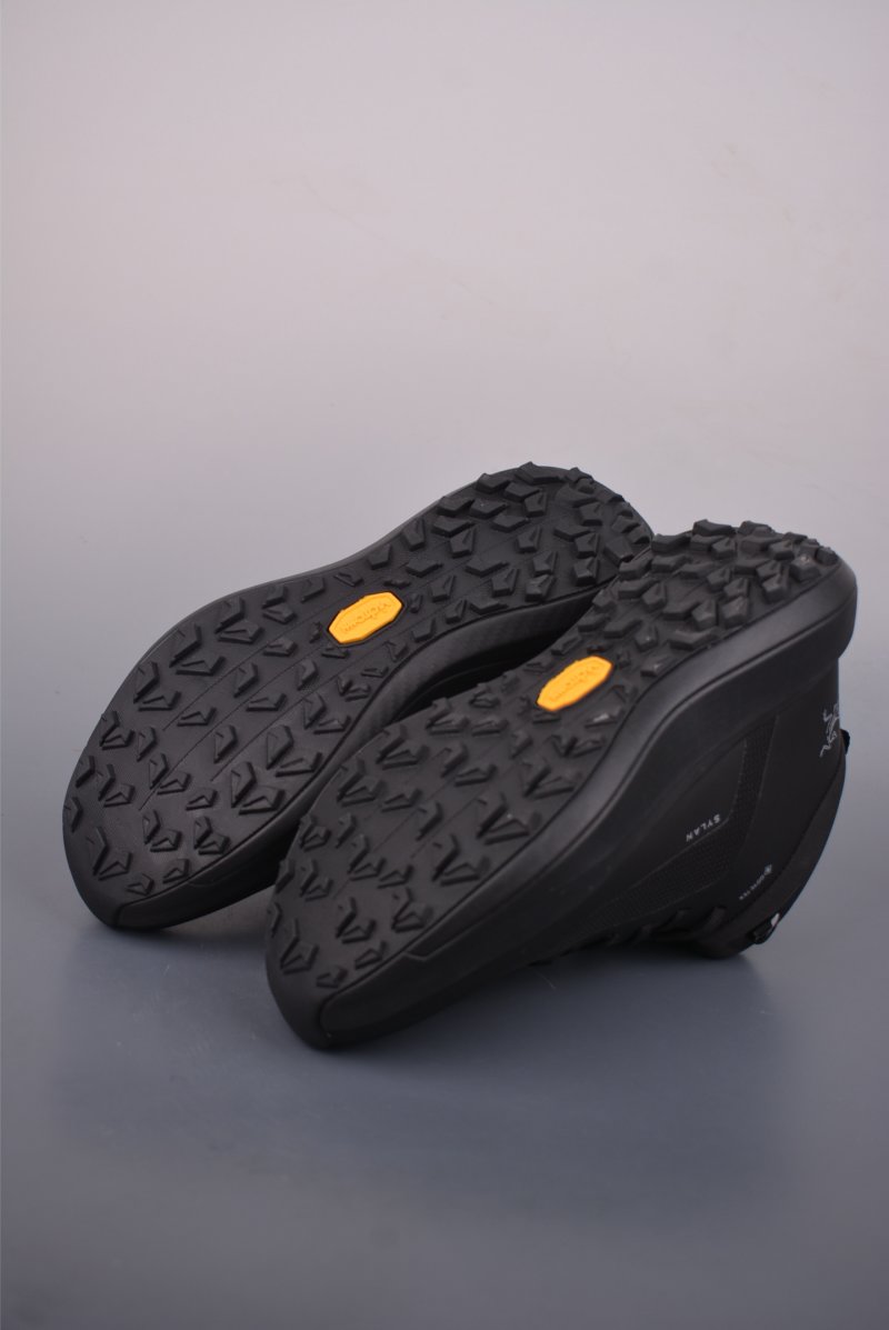 Arc'teryx Sylan GTX Mid 'Yellow / Gold' view