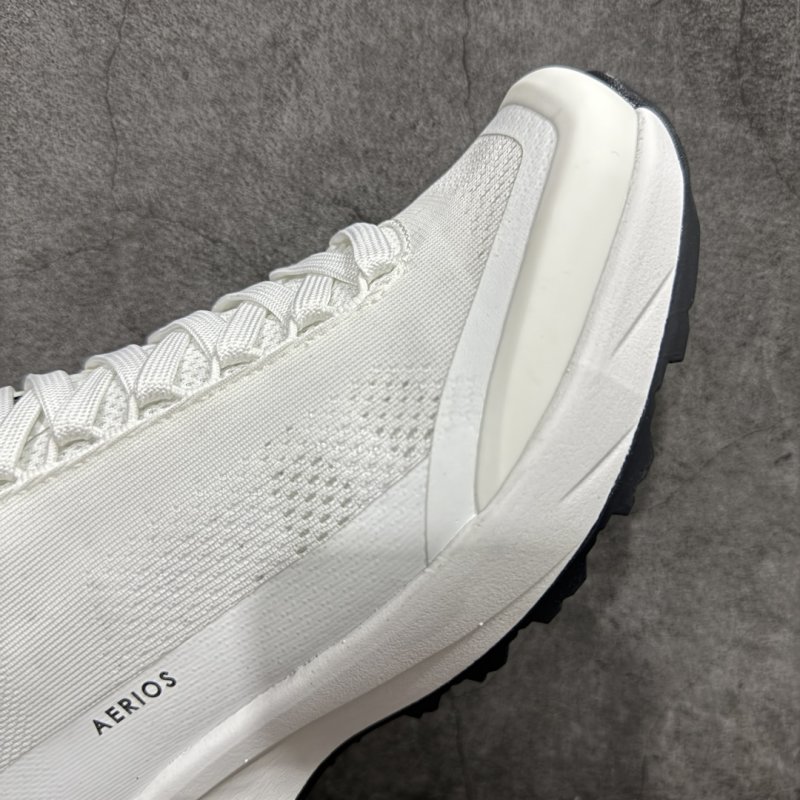Arc'teryx Aerios FL GTX view