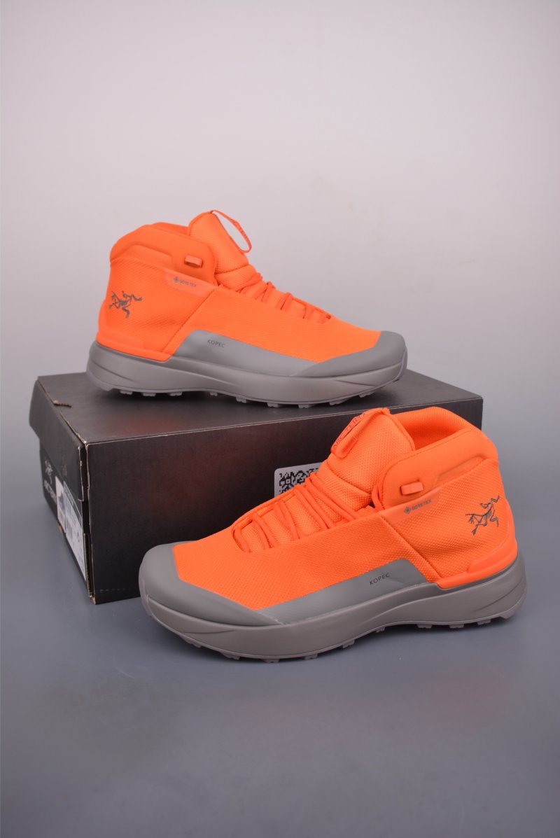 Arc'teryx Kopec GTX M Mid view