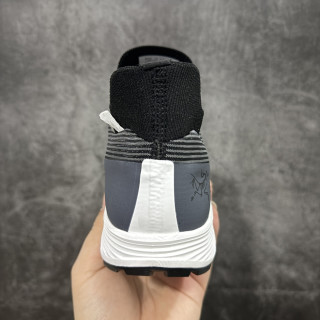 Arc'teryx Norvan SL 3 'Black / Yellow' view 4