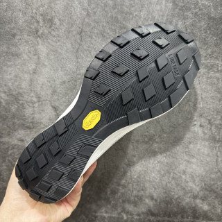 Arc'teryx Norvan SL 3 'Black / Yellow' view 9