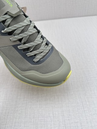 Arc'teryx Konseal LT view 6