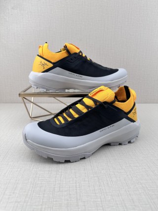 Arc'teryx Bora Kragg Shoes Q11 view 4