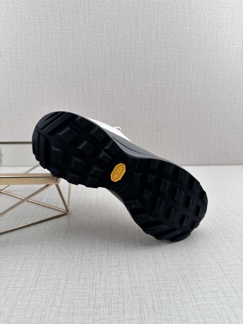 Arc'teryx Bora Kragg Shoes Q11 view