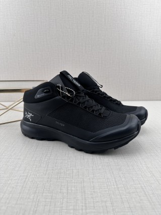 Arc'teryx Bora Kragg view 3