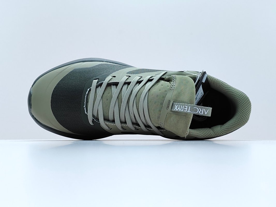 Arc'teryx Norvan LD3 view