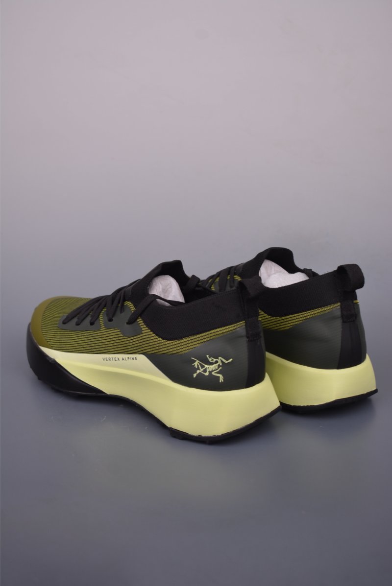 Arc'teryx Konseal LT view