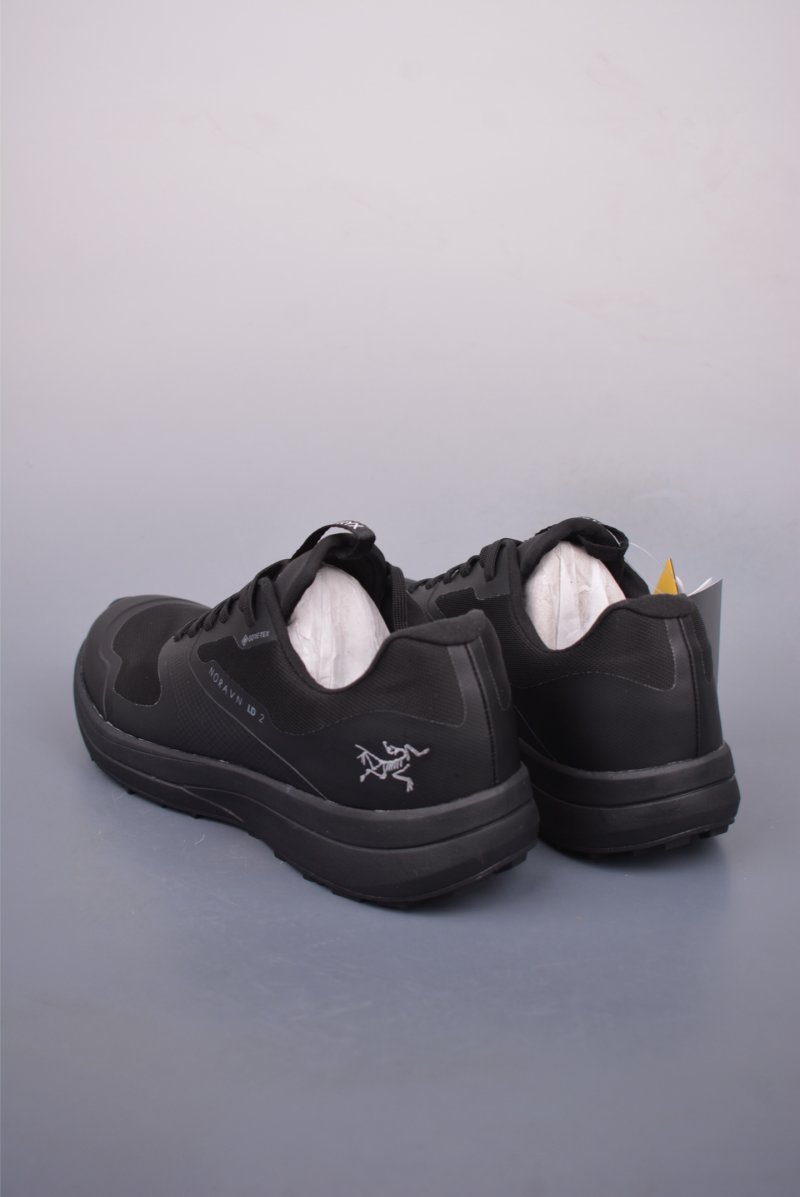 Arc'teryx Konseal LT view