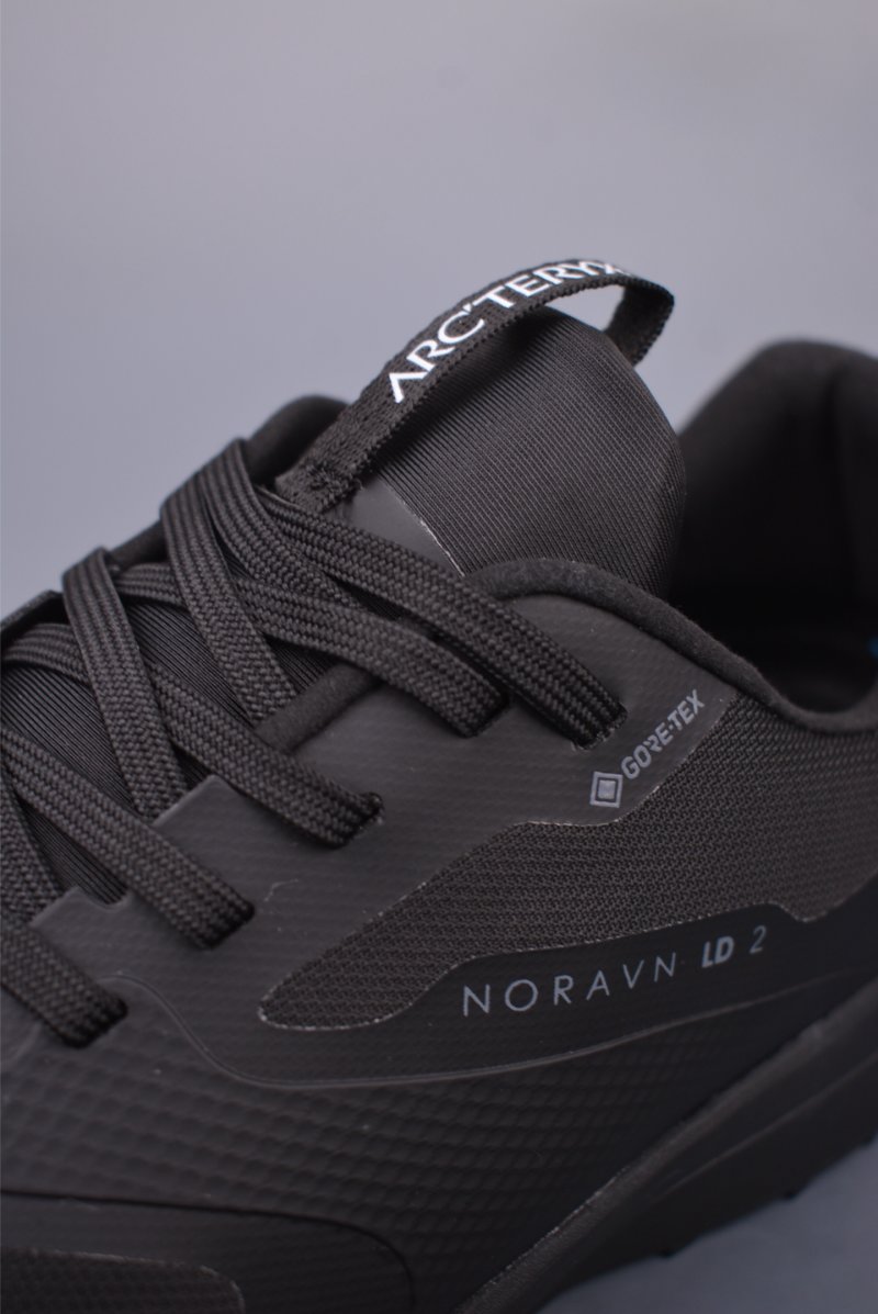 Arc'teryx Konseal LT view