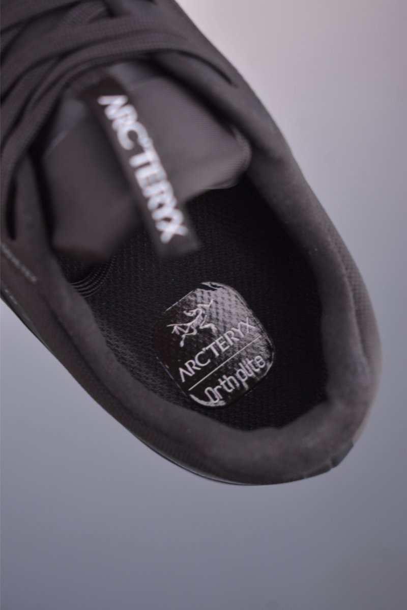 Arc'teryx Konseal LT view