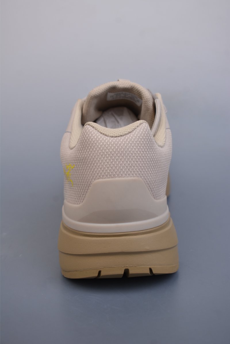 Arc'teryx Kopec GTX view