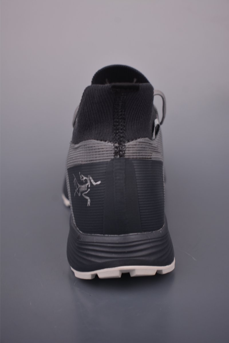 Arc'teryx Kragg view