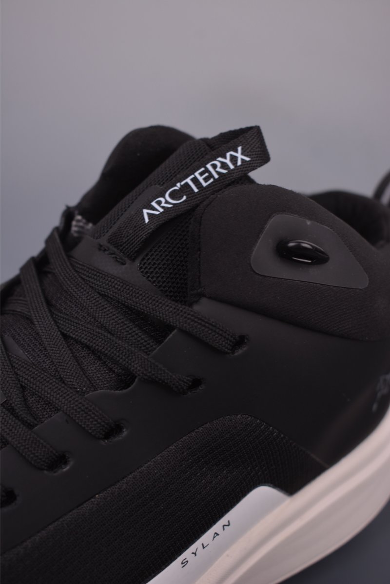 Arc'teryx Norvan LD 3 view