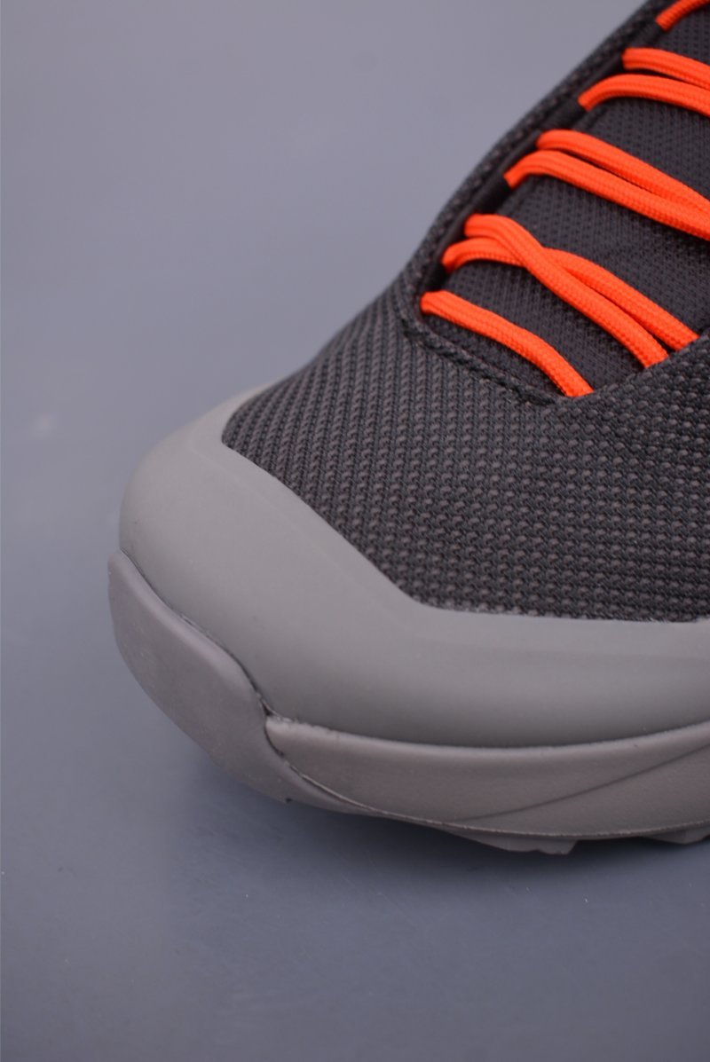 Arc'teryx Kopec GTX 'Gold' view