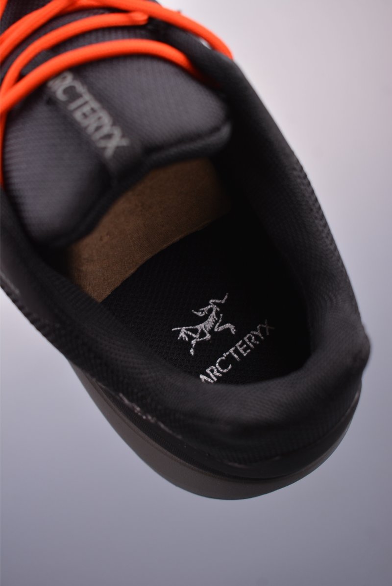 Arc'teryx Kopec GTX 'Gold' view