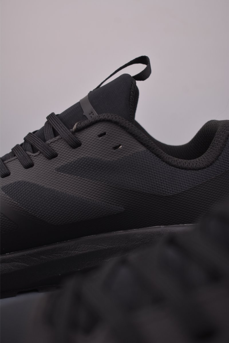 Arc'teryx Norvan GTX view