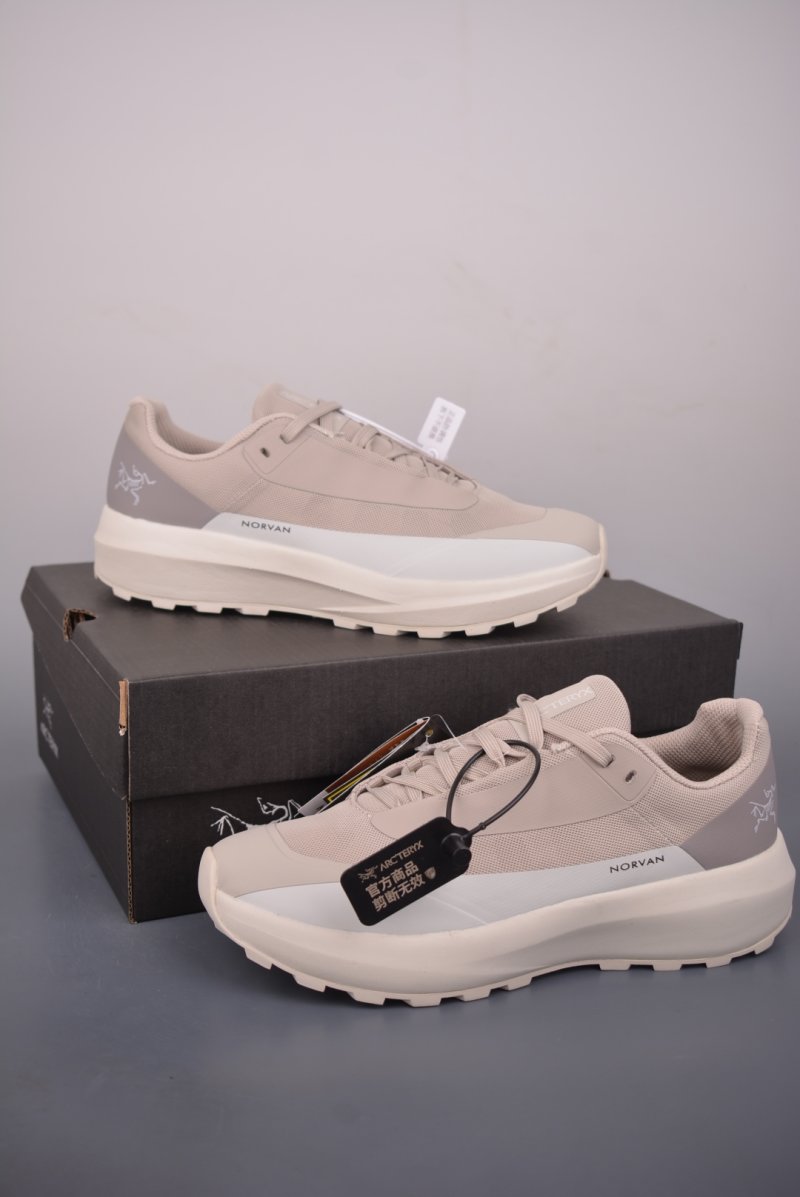 Arc'teryx Norvan LD 4 M view